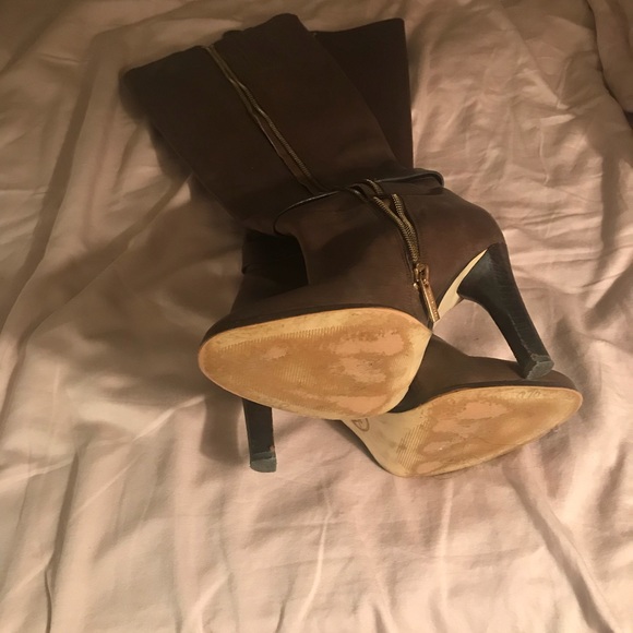 Michael Kors brown leather boots - Picture 4 of 4